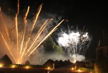 Le pyroconcert s'est achevé avec une floraison d'artifices sur les airs de L'Eté de Vivaldi.