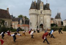 La troupe a salué un public séduit.