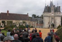Conférence donnée au château par M. de Loture