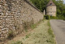 Château de Frazé, tour (ancien château d'eau) située route de Luigny